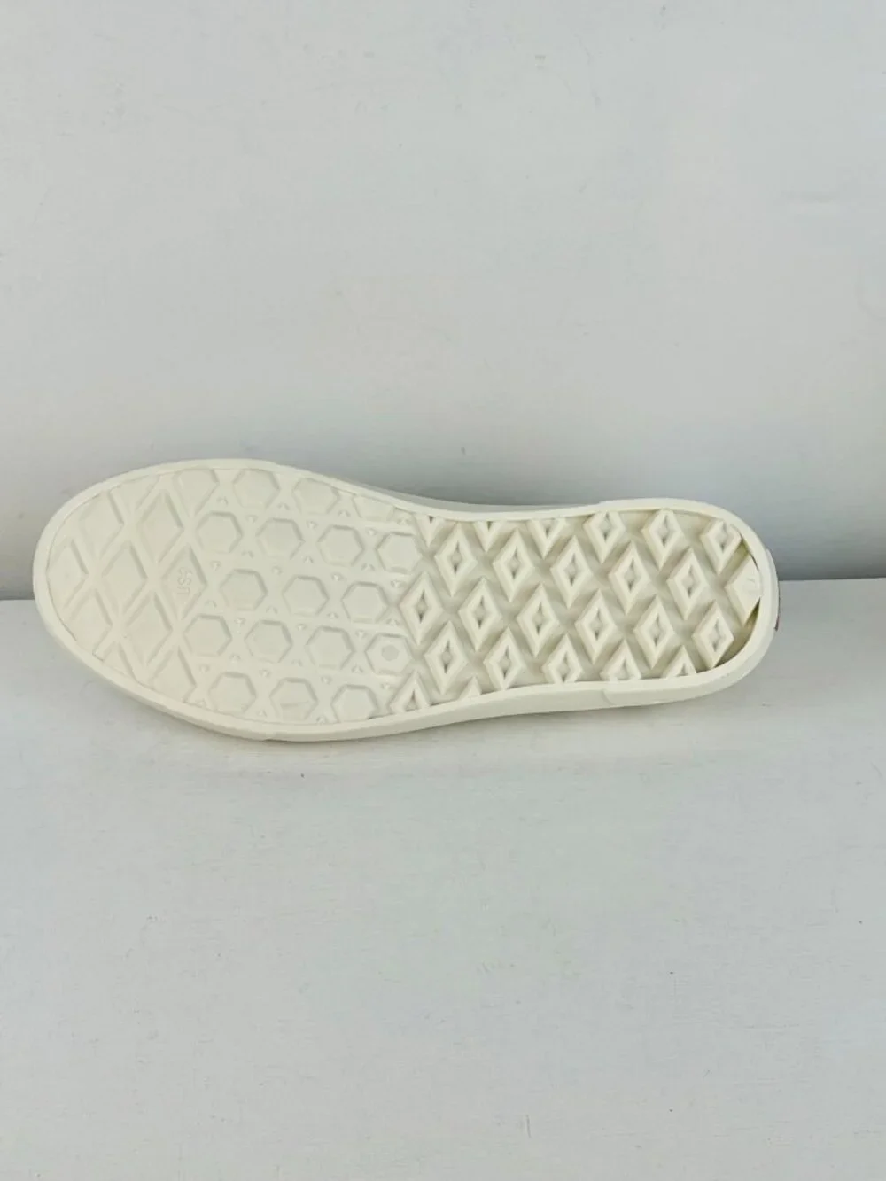 Men's 9 Women's 10.5 Vans Slip-On Mule TRK Water Shoes - Marshmallow - Picture 8 of 10